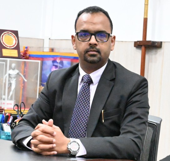 Mr. Shayne Mcpherson