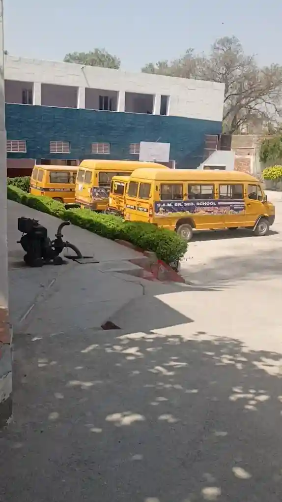 Sanjay Atray Memorial Senior Secondary School school campus photo
