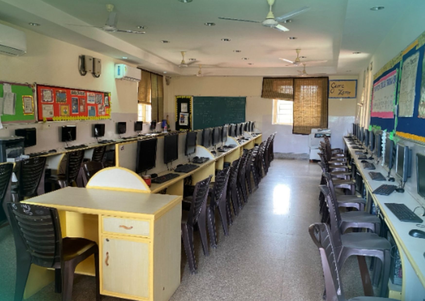 Adarsh World School, Sector 12,Dwarka Photos