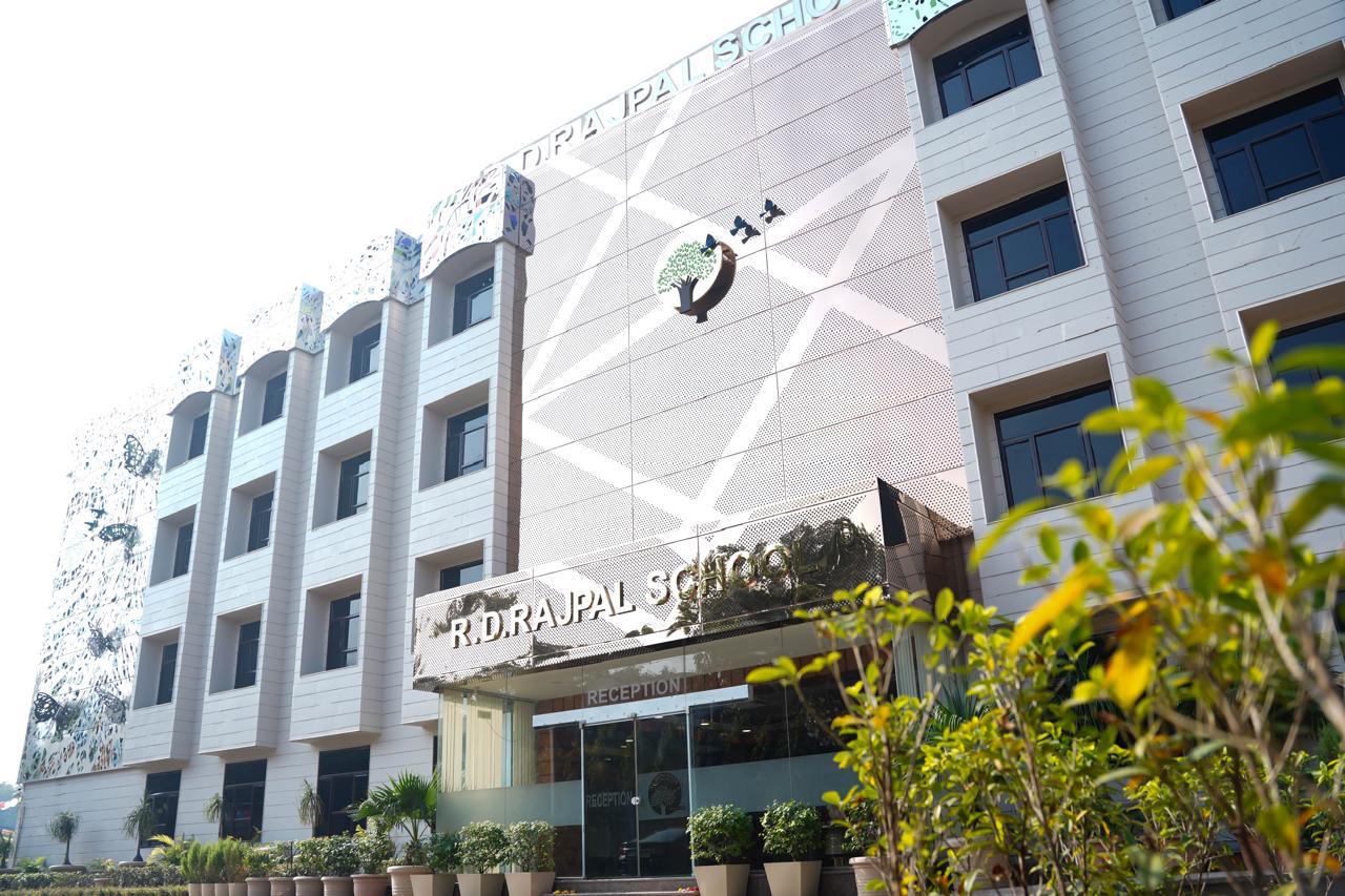 R.D. Rajpal School, Sector 9,Dwarka Photos
