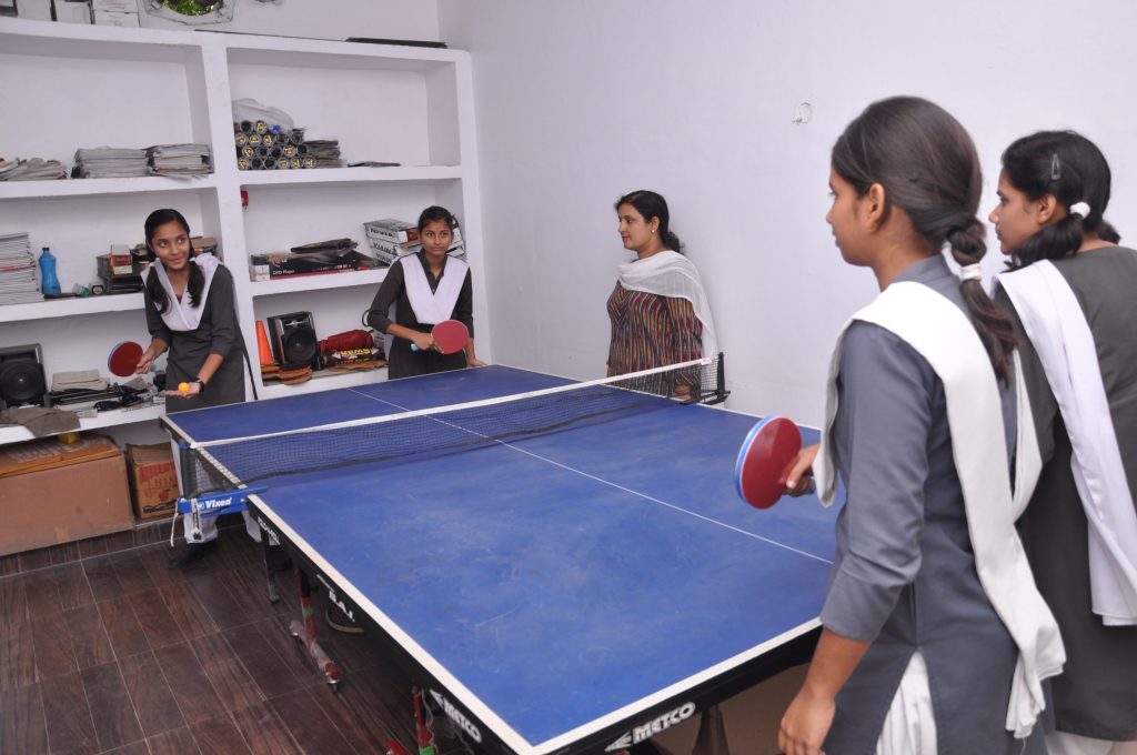 Rani Laxmi Bai Memorial School campus