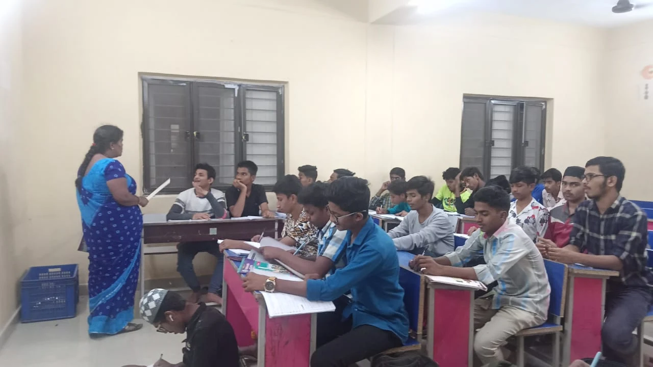 Model Public School campus