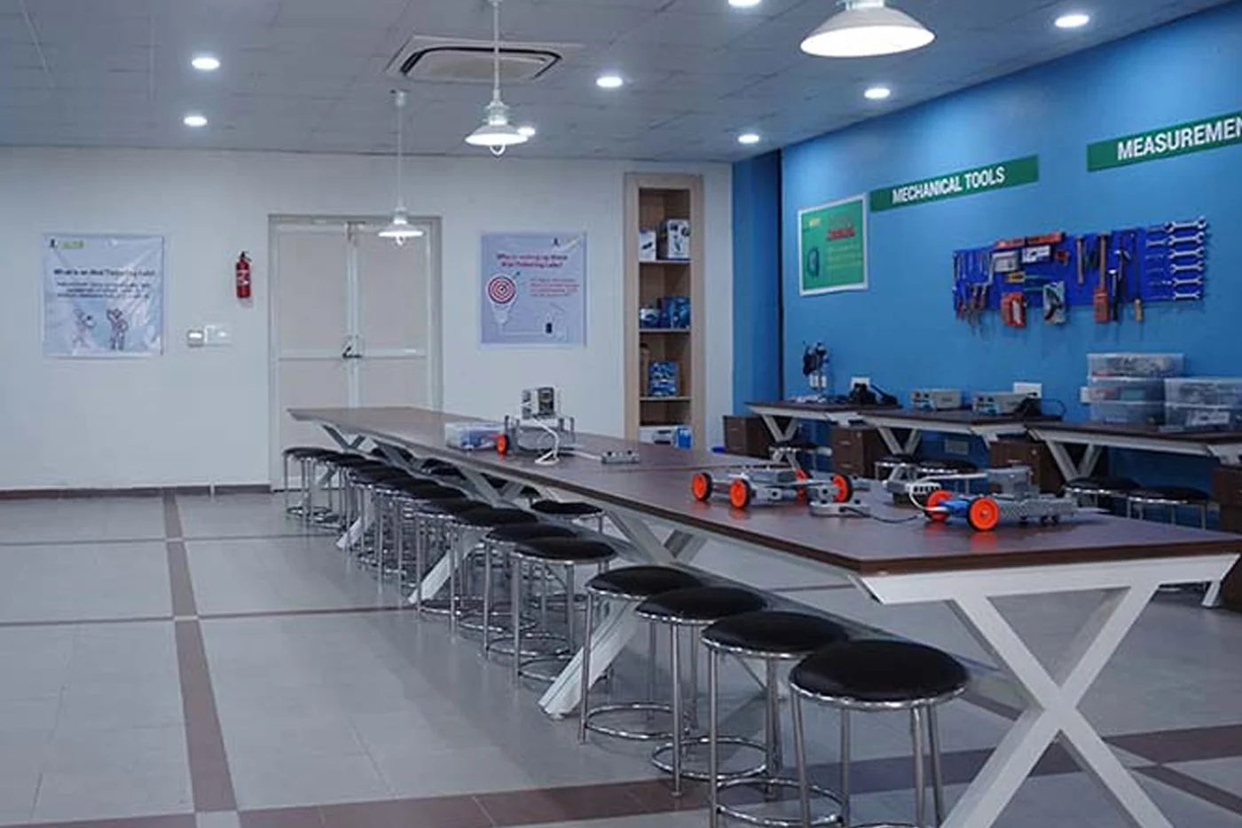 Miranda English Medium School, Jeevan Bima Nagar Photos