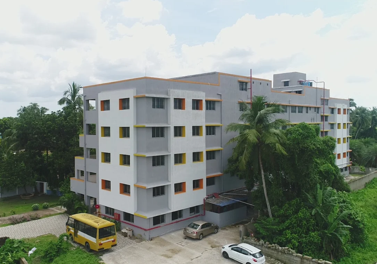 The Summit School campus