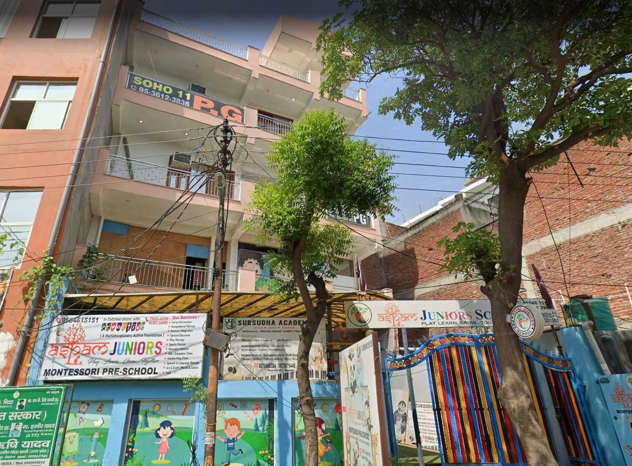 Junior Delhi School