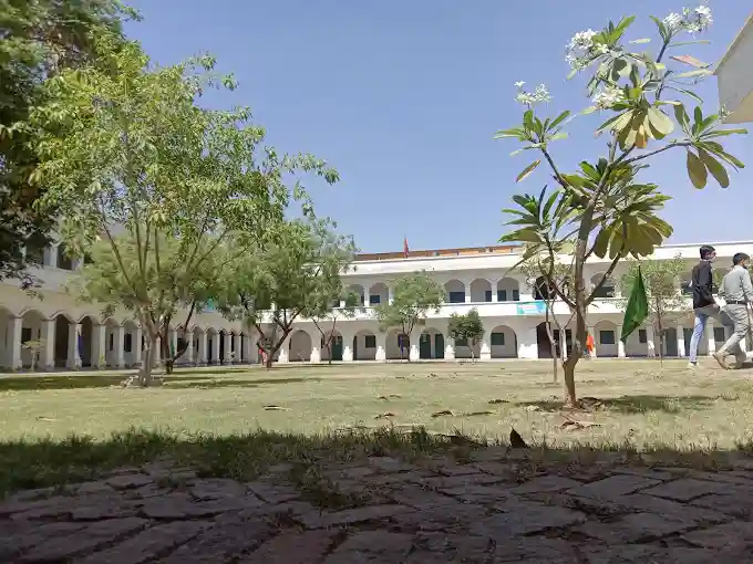 Sri Krishan Sagar Public School school campus photo