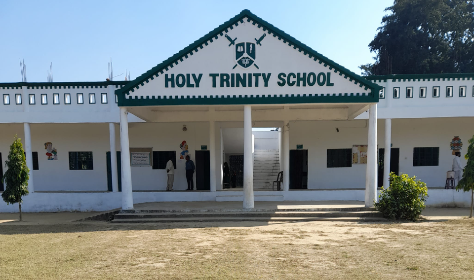 Holy Trinity School school campus photo