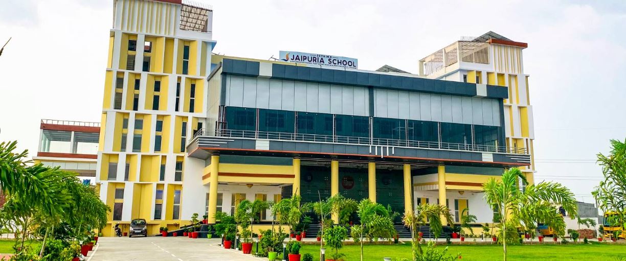 Seth M.R. Jaipuria School school campus photo