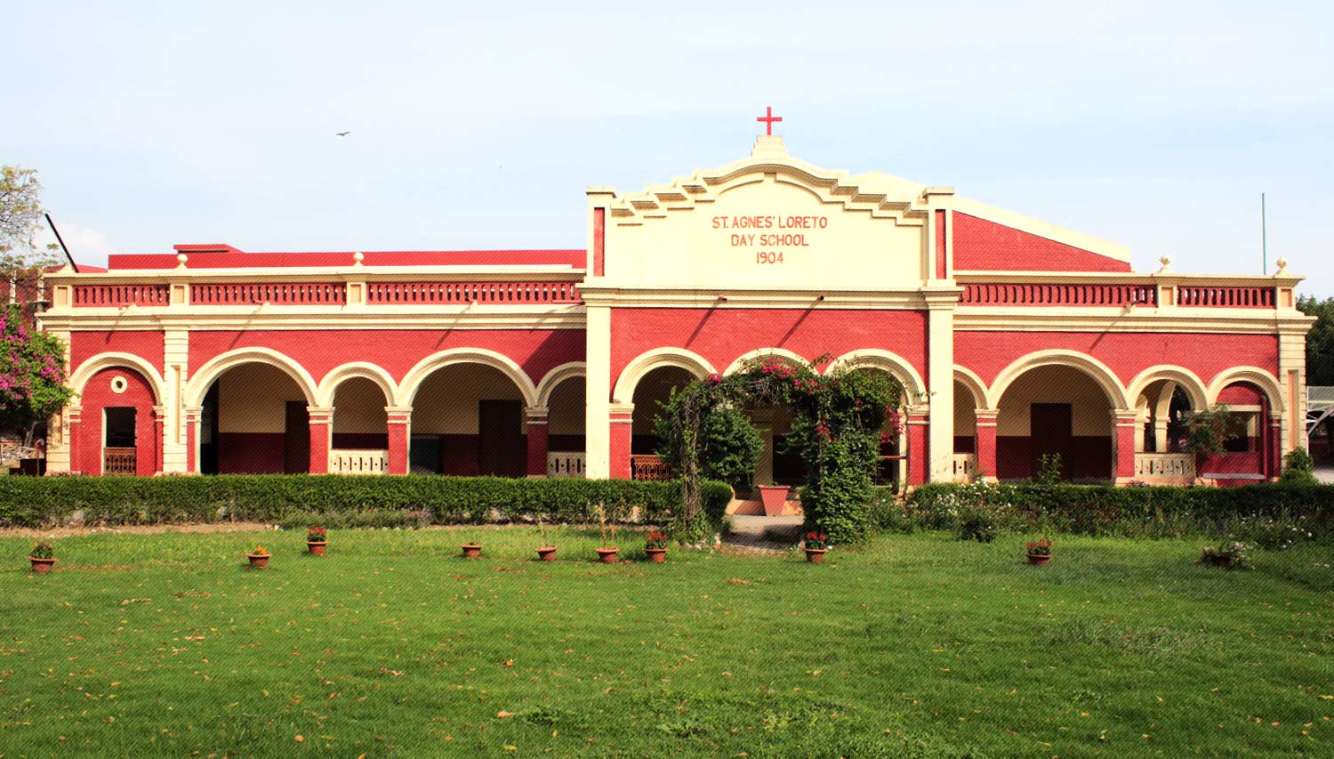 St. Agnes' Loreto Day School school campus photo