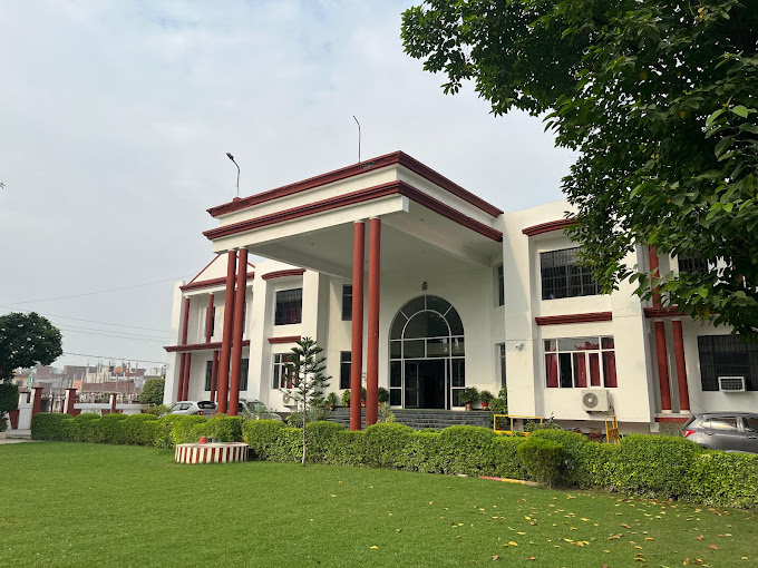 Vishwanath Academy school campus photo