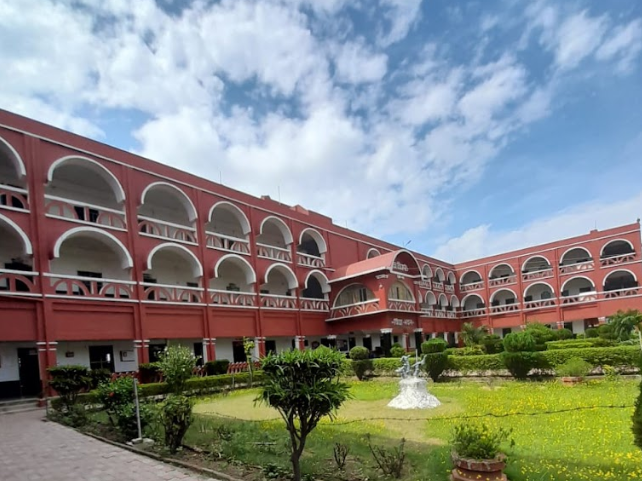 Balika Vidyapith school campus photo