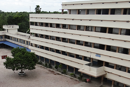 M.S. Memorial Public School school campus photo