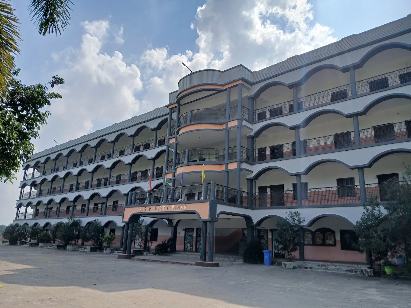 S. B. P. Vidya Vihar school campus photo