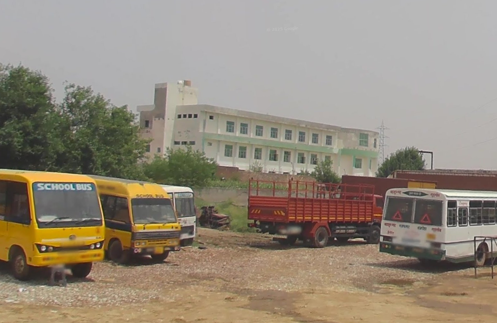 Modern Sr. Sec. School school campus photo