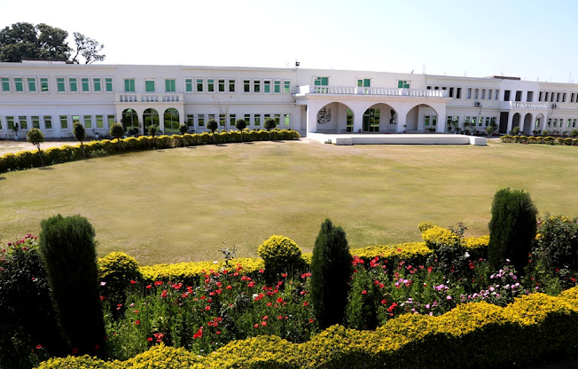 Greatmen International School school campus photo