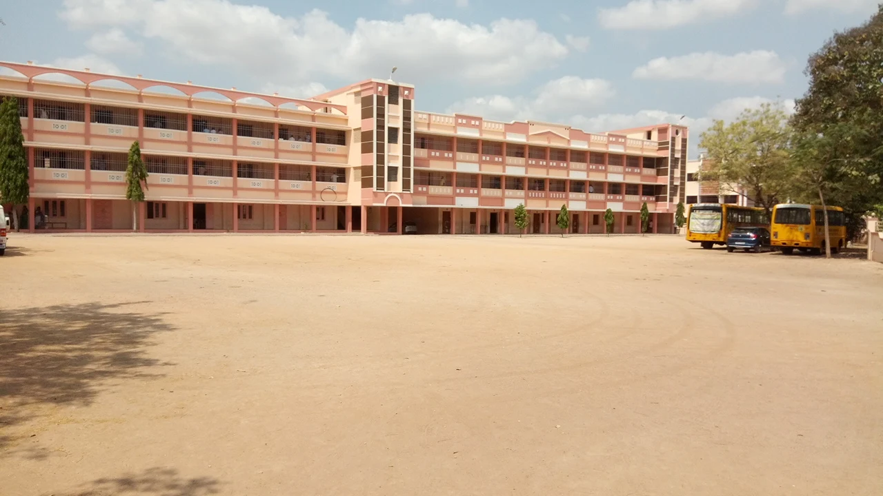 Rajavignesh Higher Secondary School school campus photo