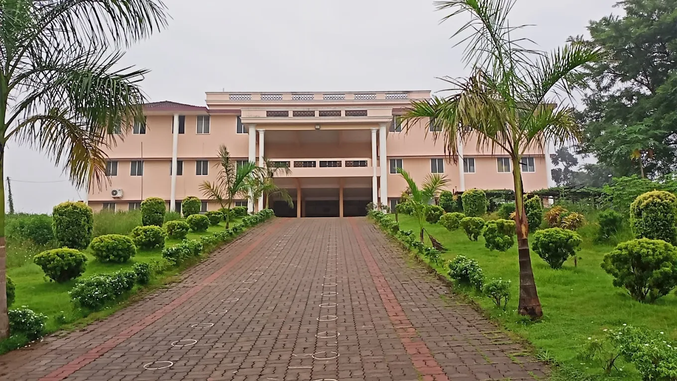 Sri Ramakunjeshwara Residential School school campus photo