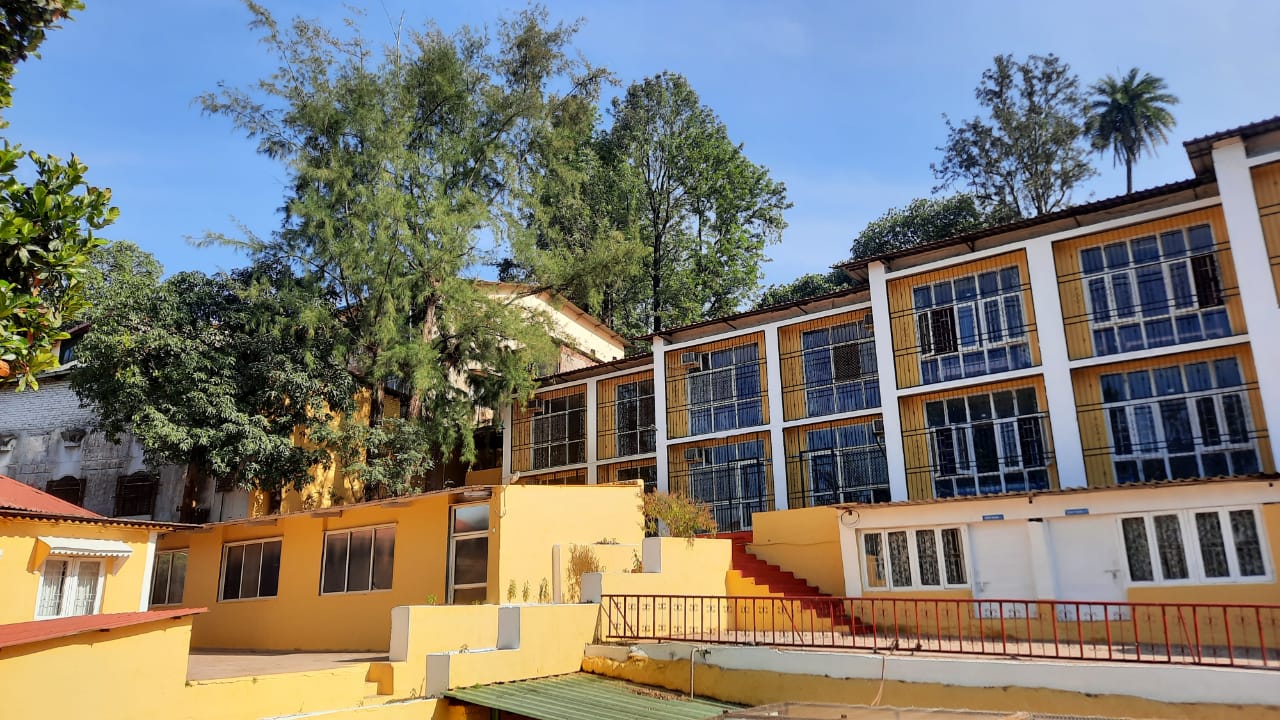 Pinewoods International High School & Junior College school campus photo