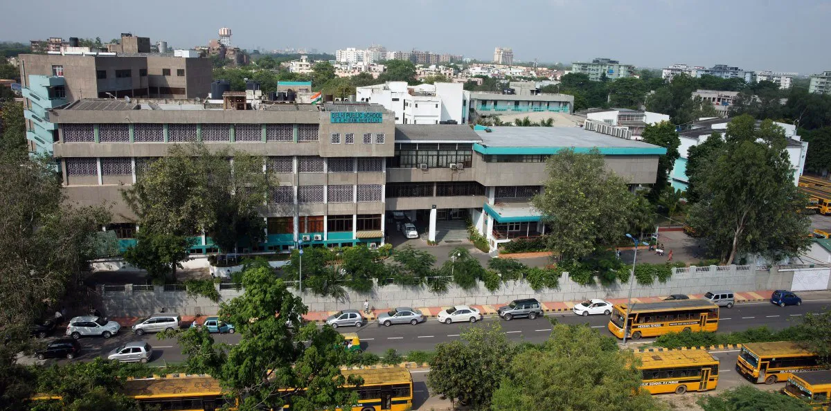 Delhi Public School school campus photo