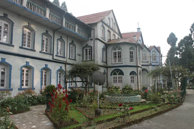 St. Helen's Secondary School school campus photo