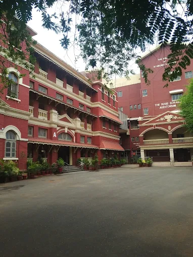 St. Helena's School school campus photo