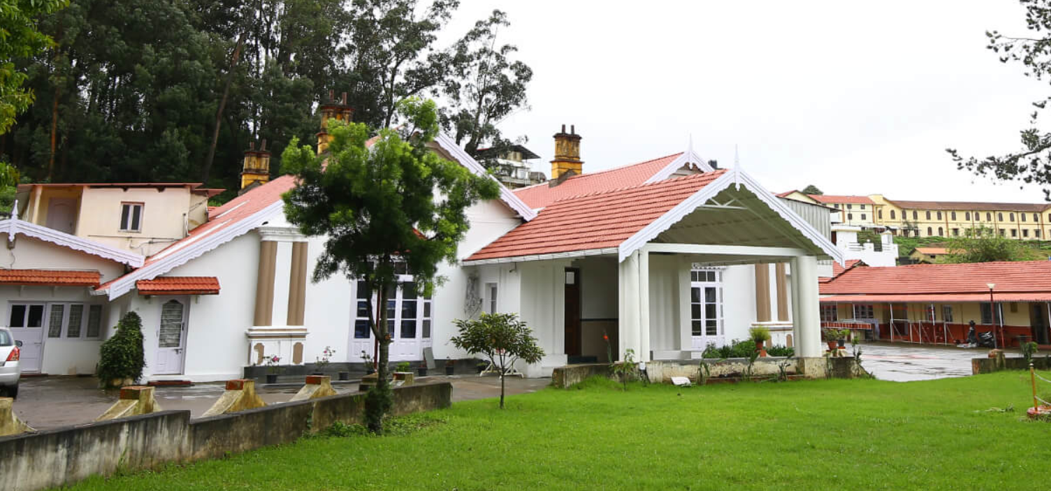 The Cliff School school campus photo