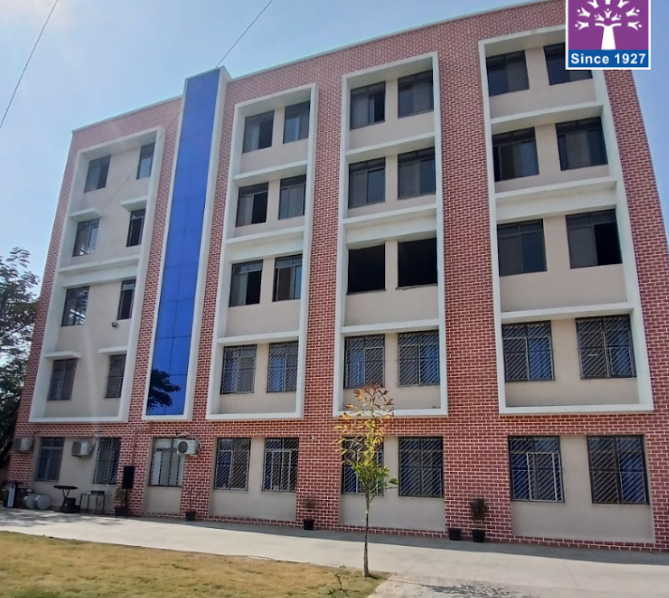 Podar International School school campus photo