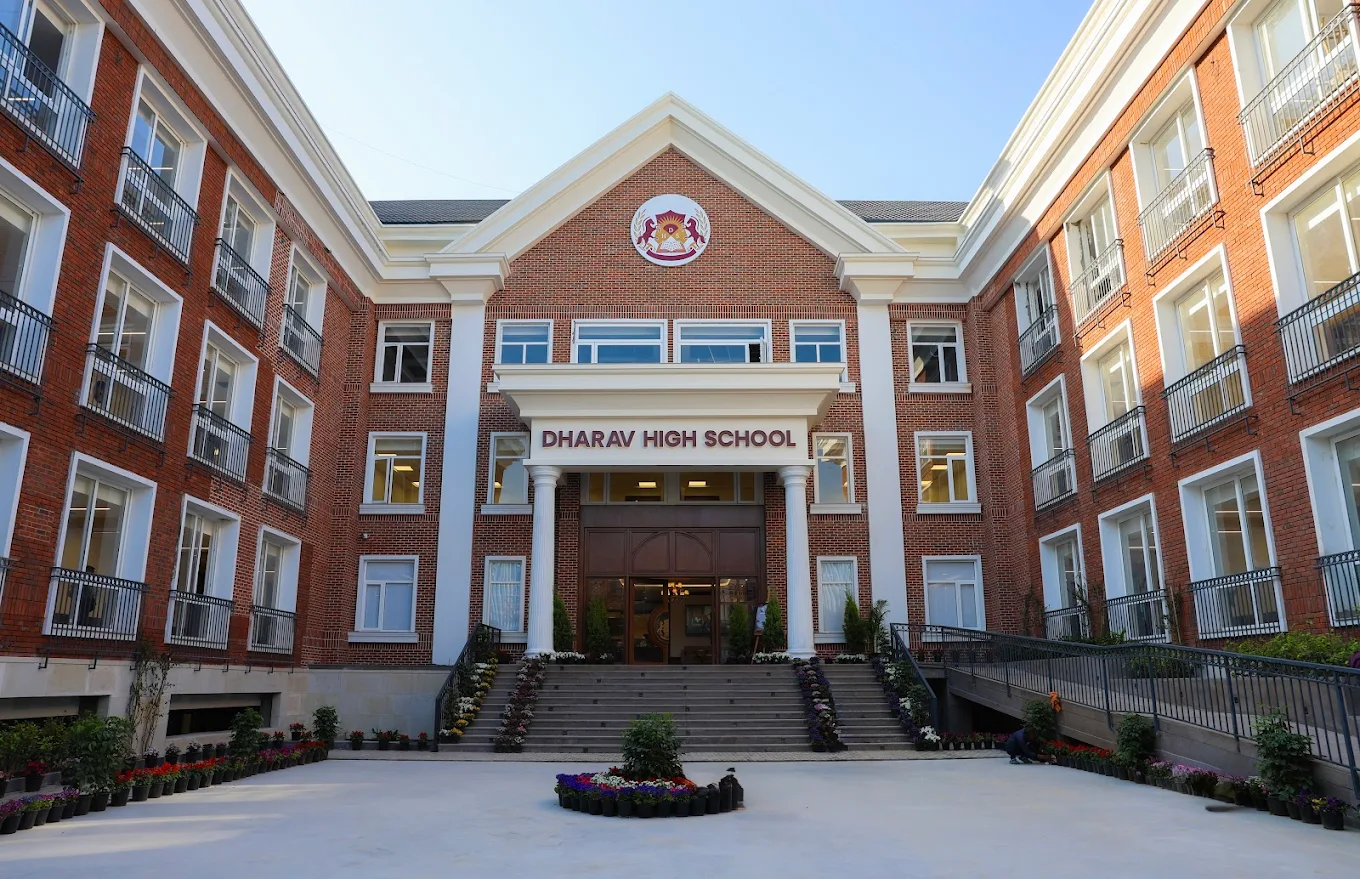 Dharav High School