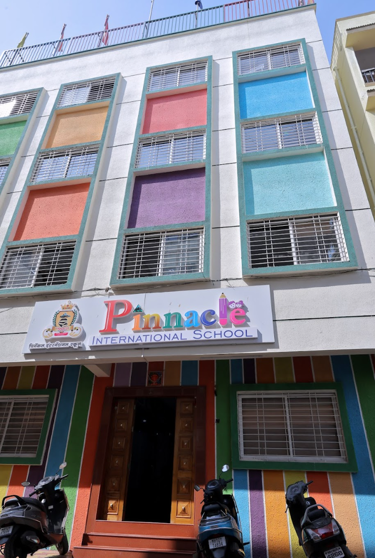 Pinnacle International School