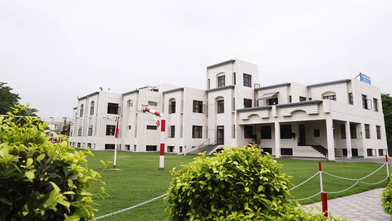 St. John's School school campus photo