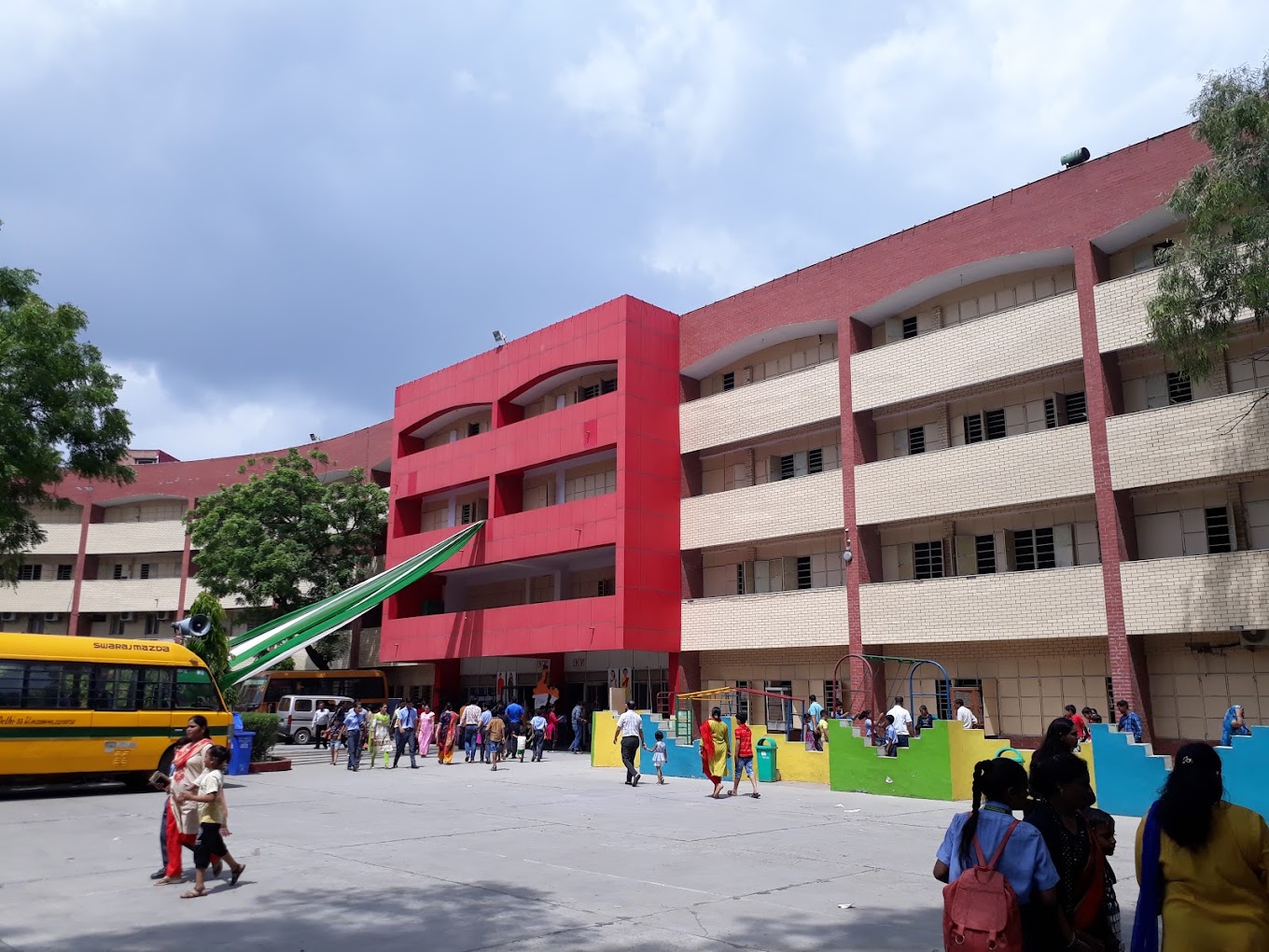 Greenfields Public School, one of the Best Schools in Shahdara