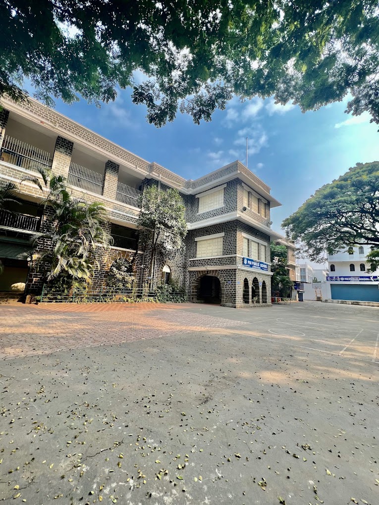 Anglo Urdu Boys High School And Junior College school campus photo