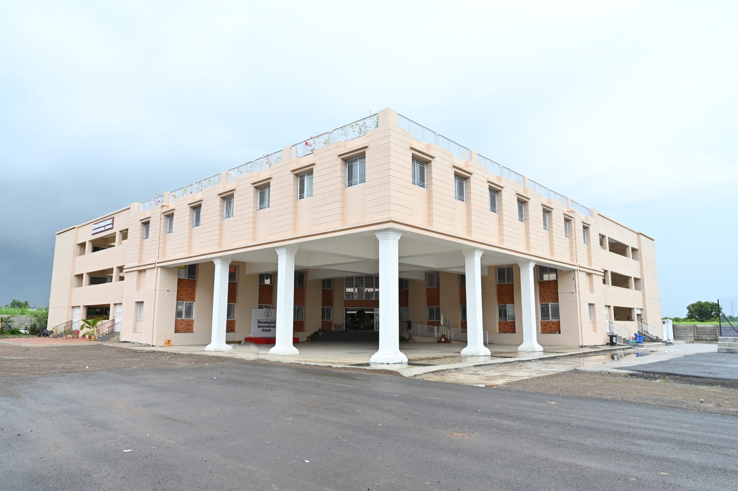 Bloomingdale International School