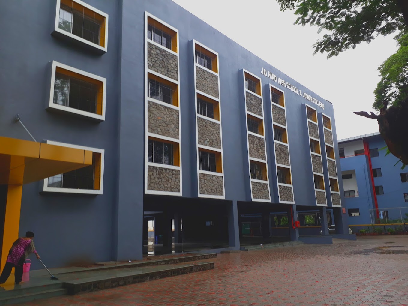 Jai Hind High School And Junior College