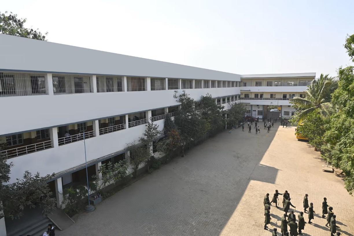 Priyadarshani School campus