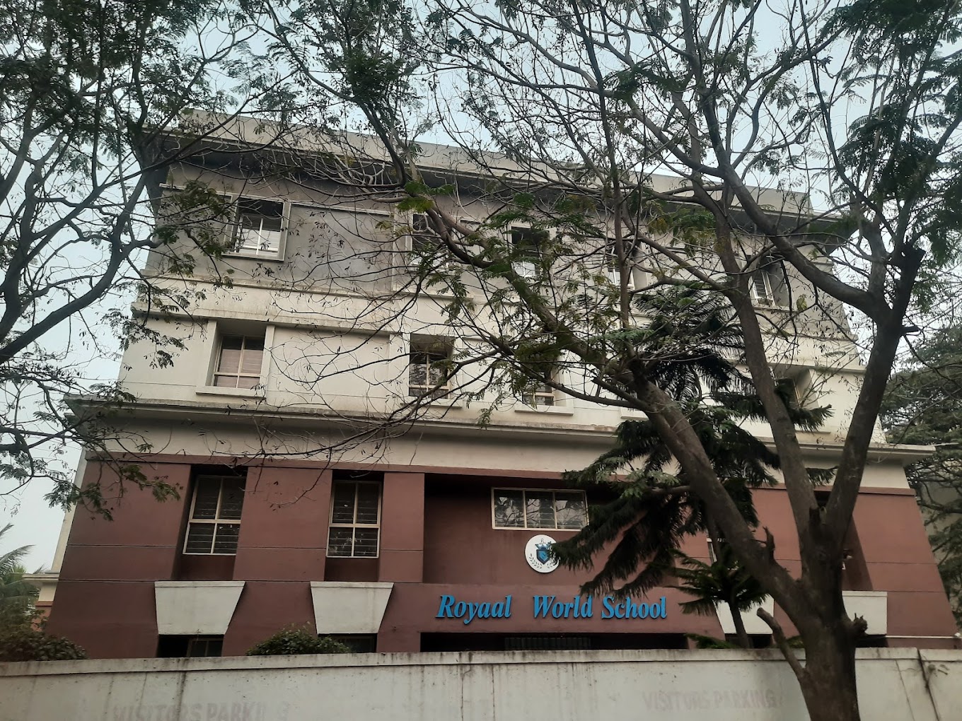 Royaal World School