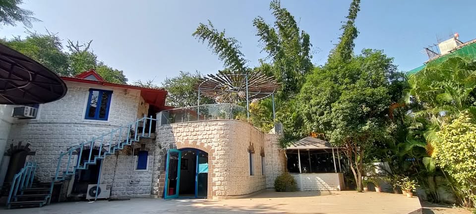 The Wonder School school campus photo
