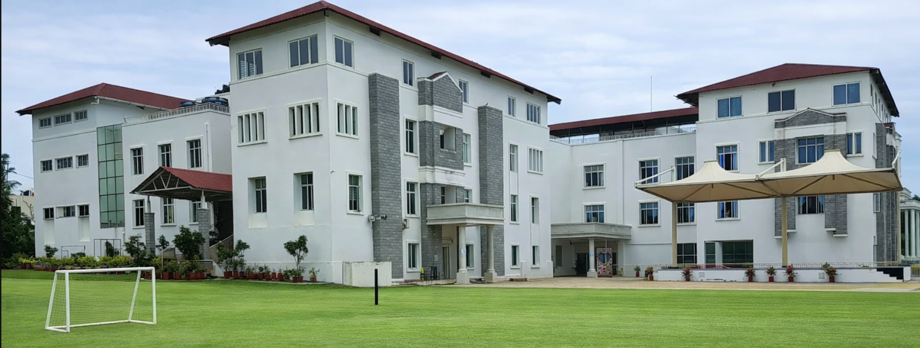 National Hill View Public School