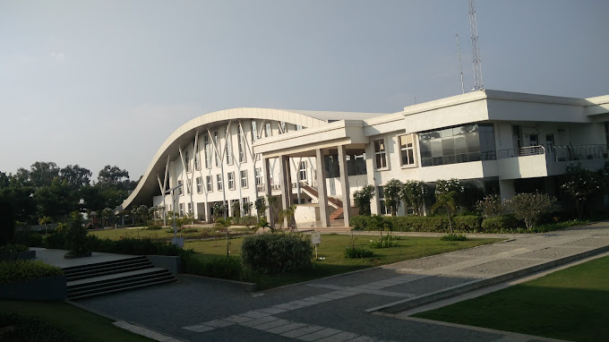 Oakridge International School school campus photo