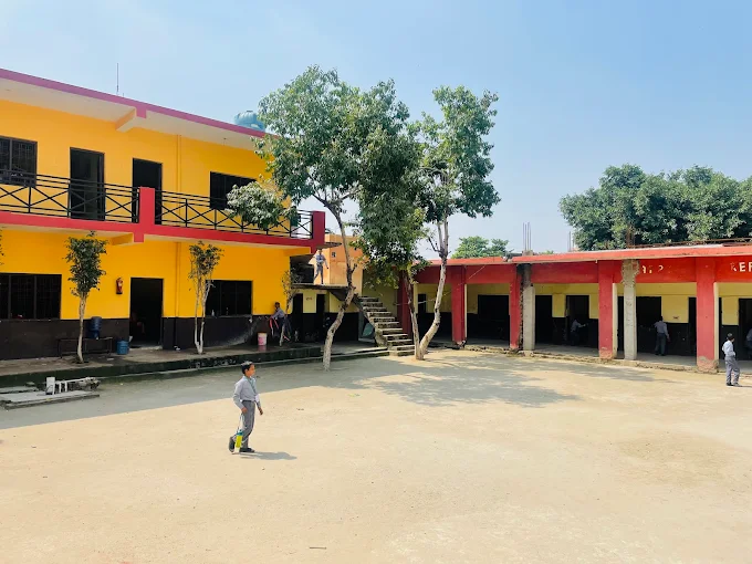 C V Public School school campus photo