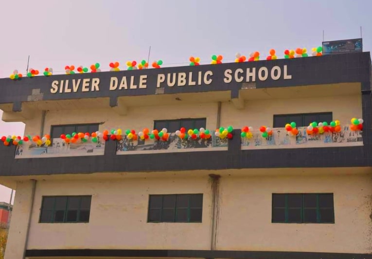 Silver Dale Public School school campus photo