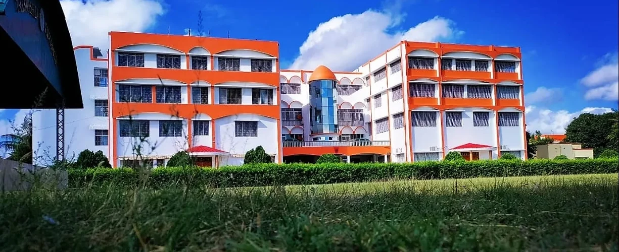 Takshashila Vidyapith school campus photo