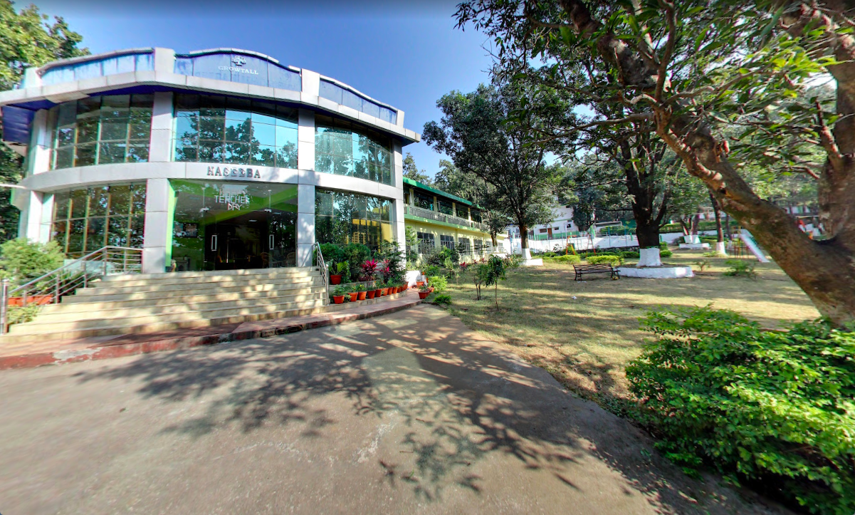 Naseeba Hill Academy school campus photo
