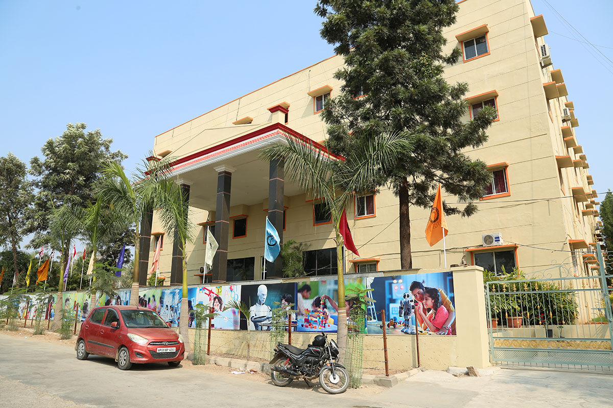 Gitanjali International School school campus photo