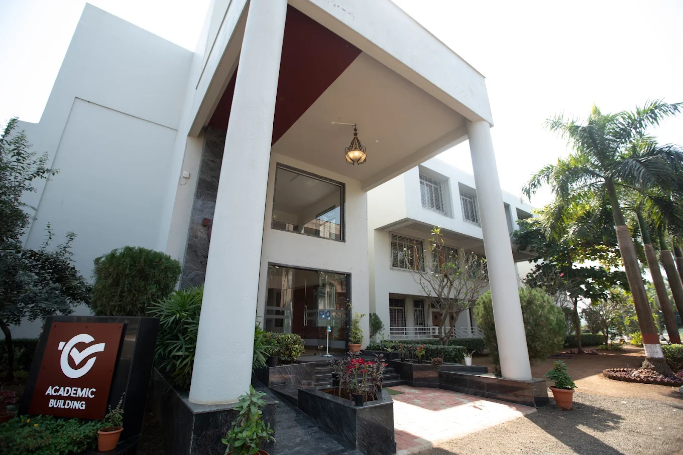 Corvuss American Academy school campus photo