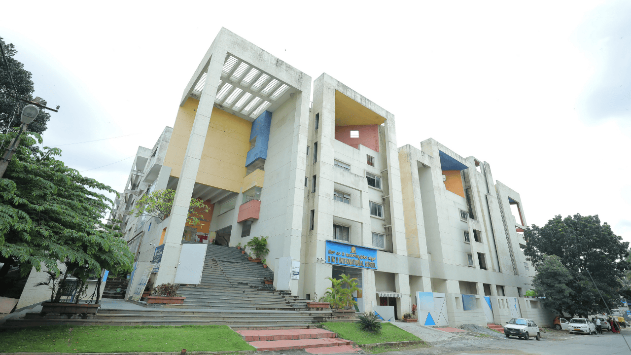 HMV International School