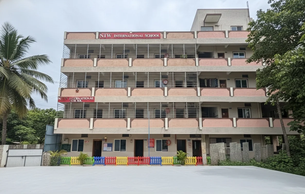 New Little Wonders International School