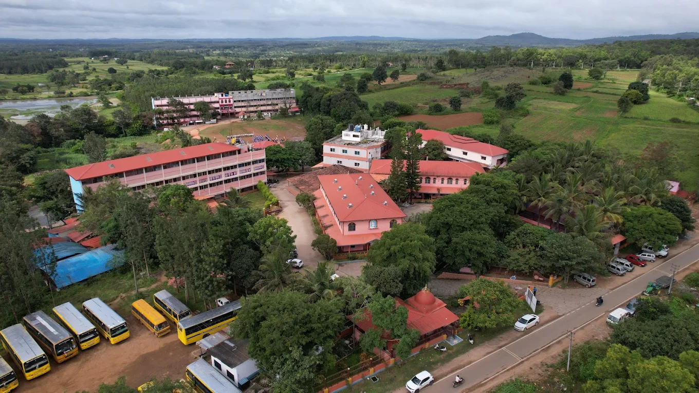 Sri Sai Angels School school campus photo