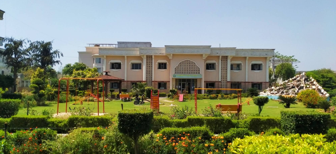 Al-Barkaat Public School school campus photo