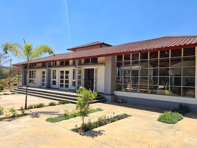 Valiants Academy school campus photo
